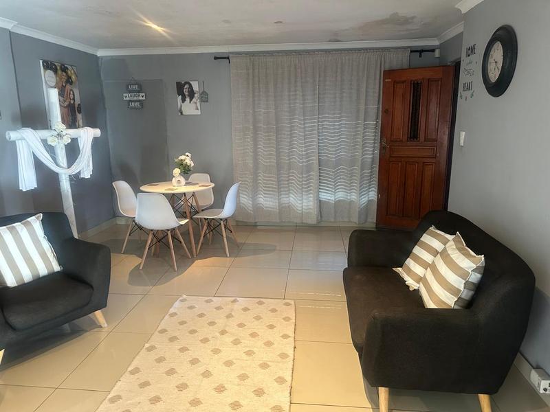 5 Bedroom Property for Sale in Manenberg Western Cape